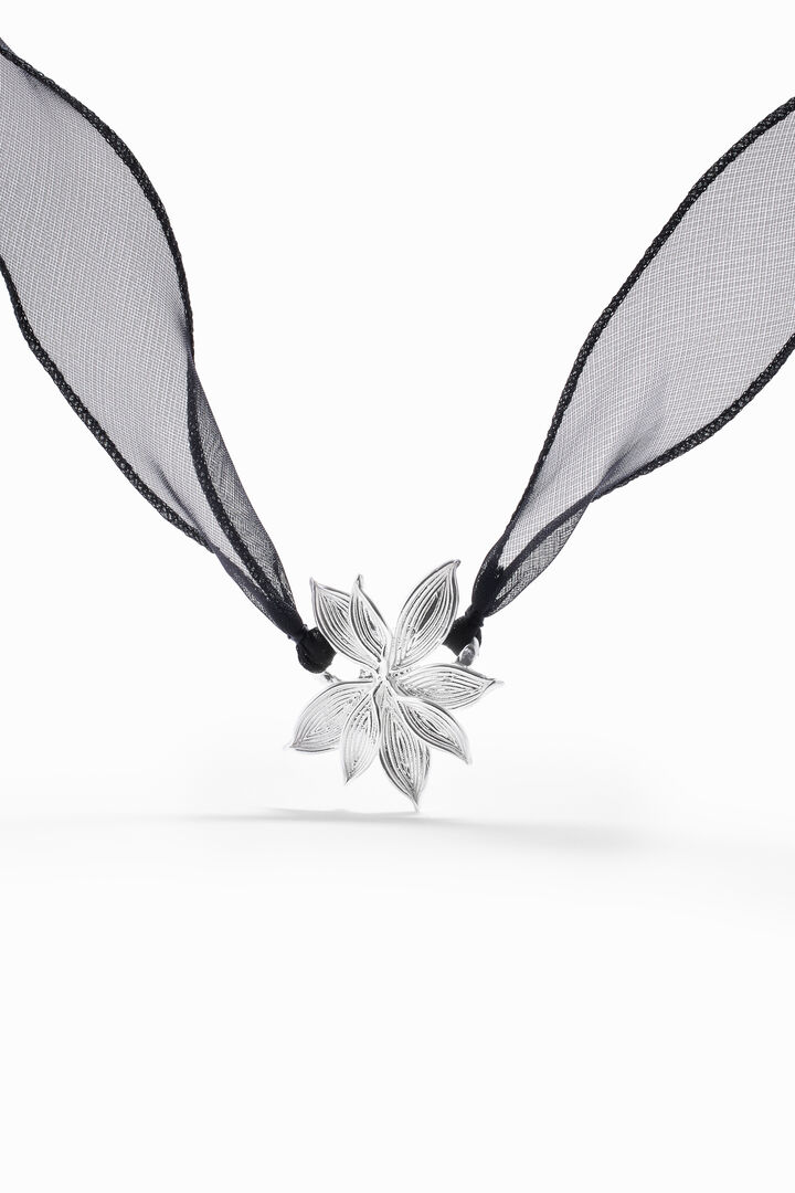 Zalio ゴールドコーティング 花チュールネックレス | Desigual