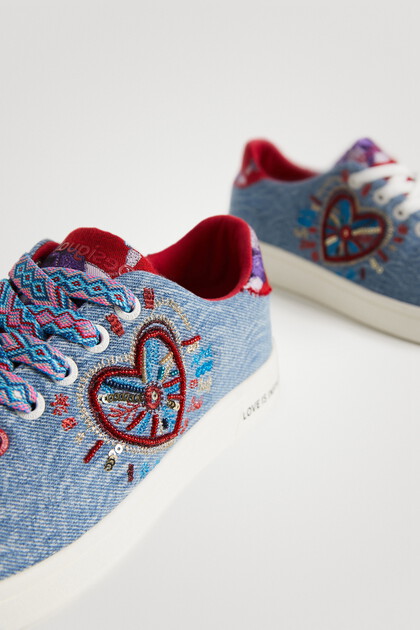 Denim sneakers with heart
