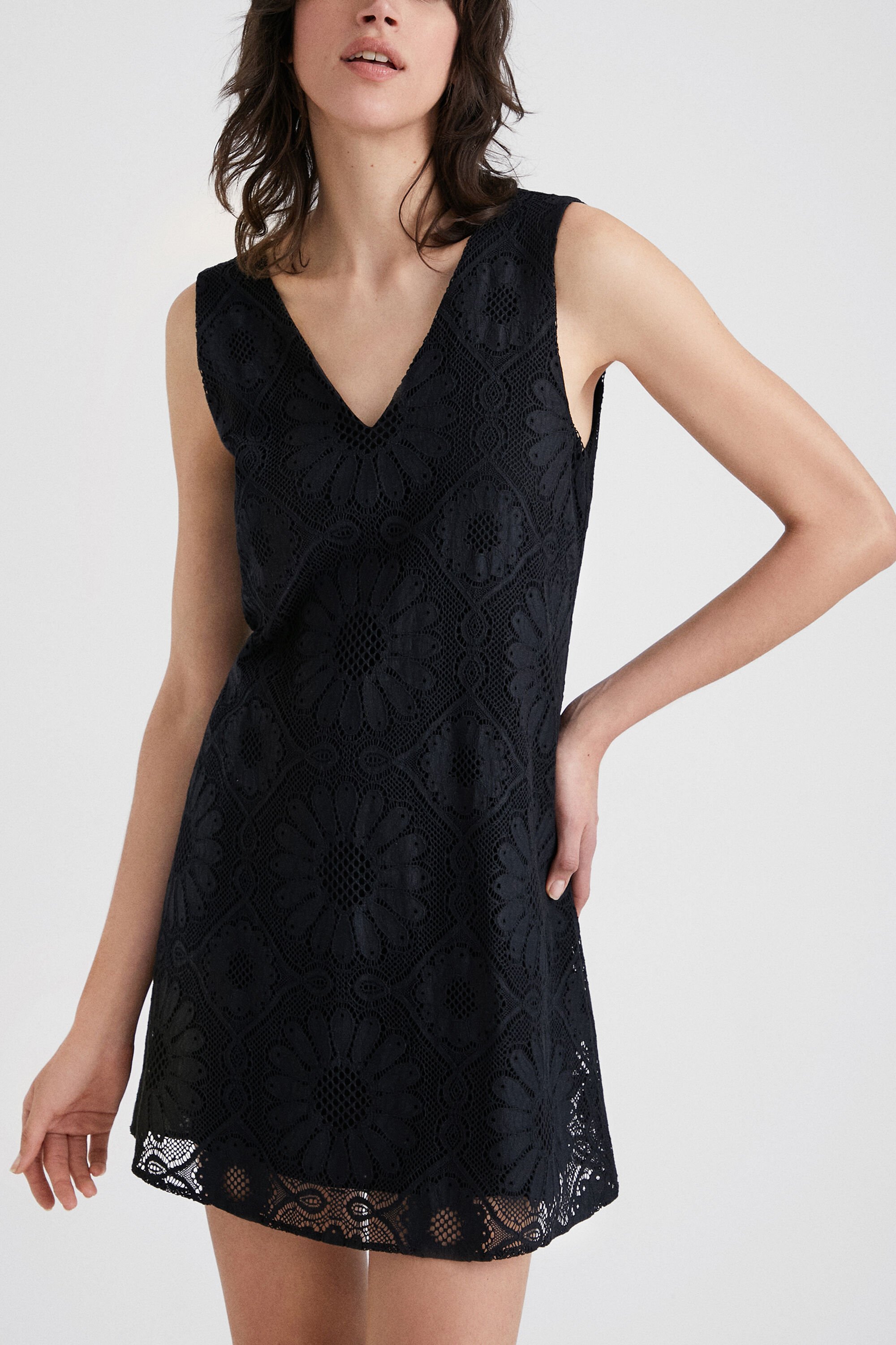 Mini robe en dentelle Desigual
