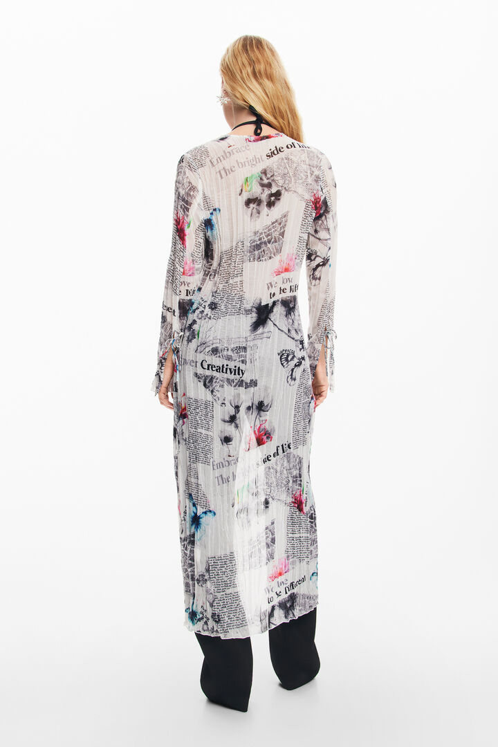 Blusa larga estampado periódico | Desigual