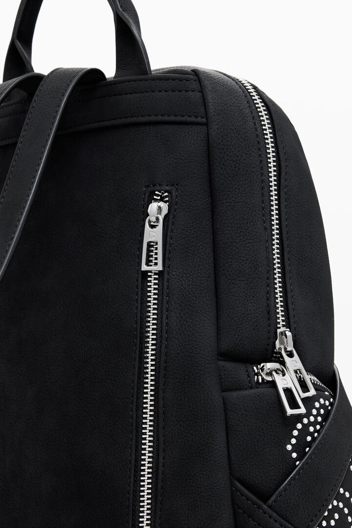 Mochila bolsillos tachuelas pequeña | Desigual