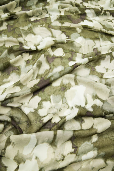 Camo rectangular foulard | Desigual