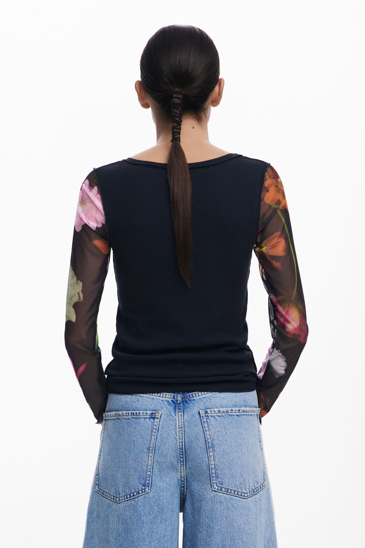 T-shirt with printed sleeves | Desigual