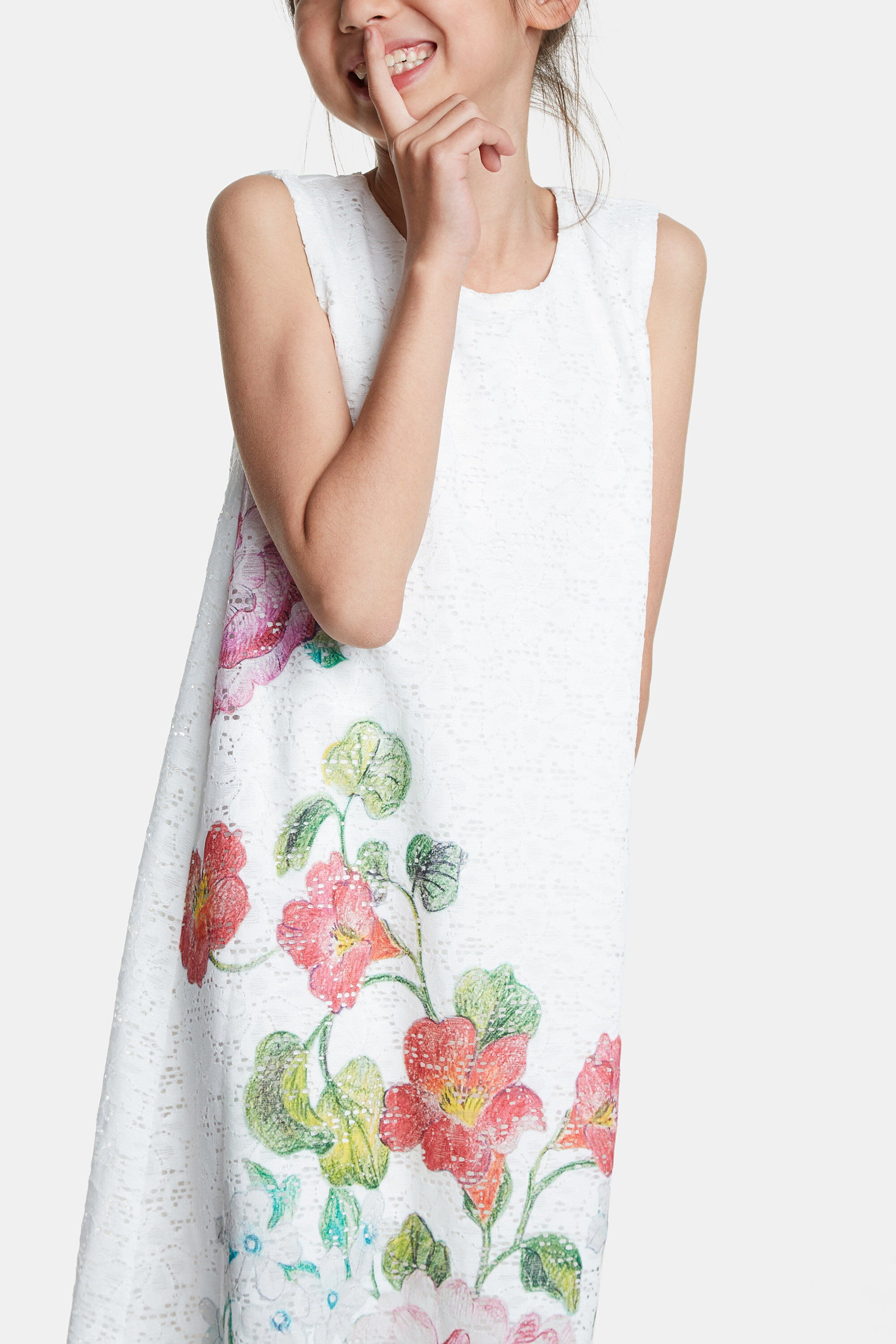 Vestido encaje floral | Desigual. Vestido de mujer de encaje blanco. Por encima de