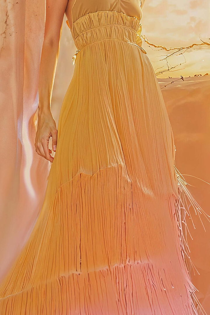 Sukienka z paskiem i frędzlami | Desigual