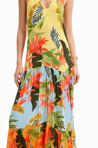 Sukienka maxi halter w tropikalny deseń | Desigual