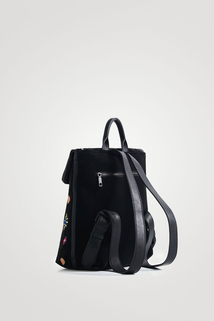 Square backpack embroideries | Desigual