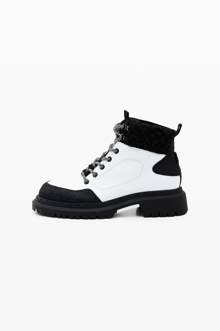 Lace-up trekking boots