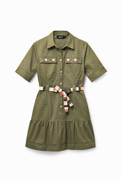 Khakifarbenes Hemdblusenkleid