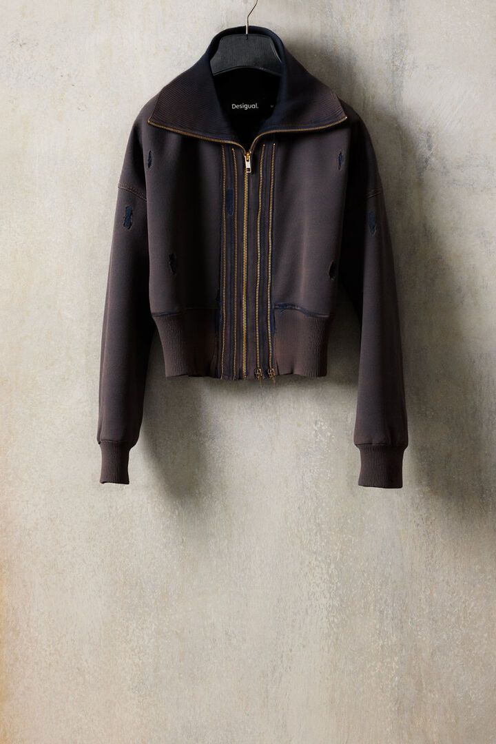 Studio zip sweatshirt