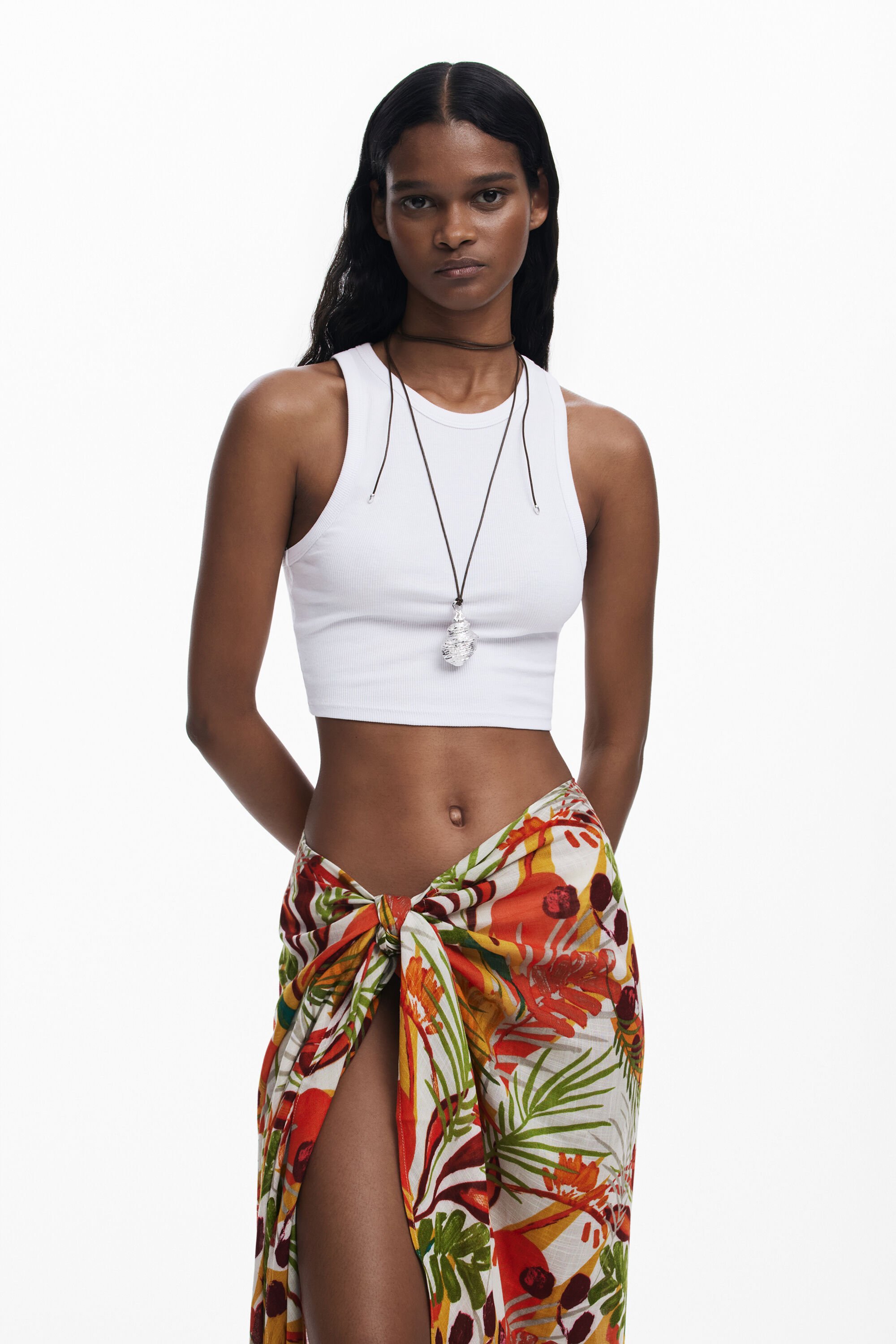 【2024春夏新色】 トロピカルサロンラップスカート Desigual.com I 女性用 スカート