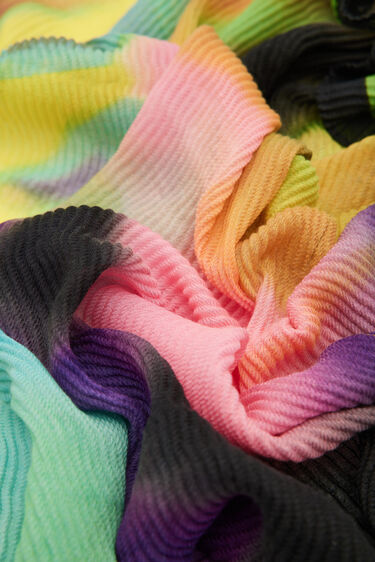 Rectangular pleated tie-dye foulard | Desigual