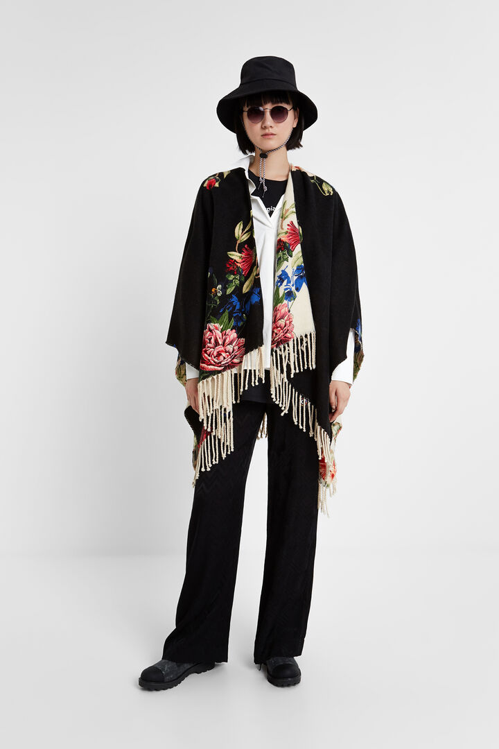 Reversible crossed poncho | Desigual