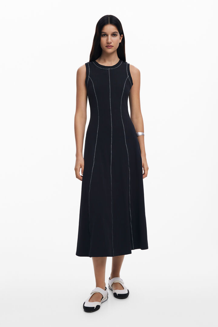 A-line seam dress