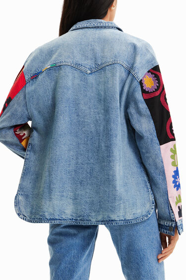Sovracamicia denim trucker ricamata | Desigual