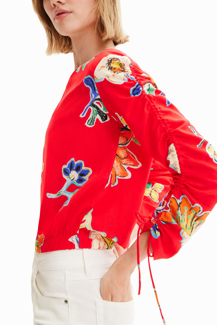Short gathered floral blouse | Desigual