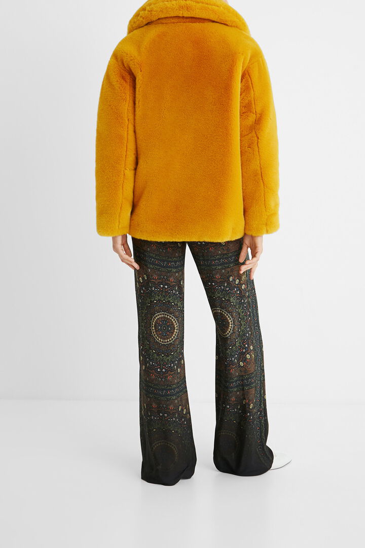 Oversize plush jacket | Desigual