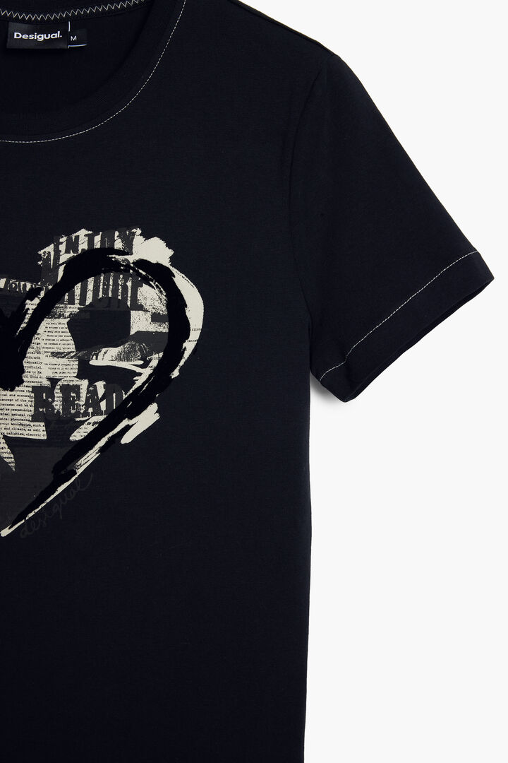 Newspaper heart T-shirt | Desigual