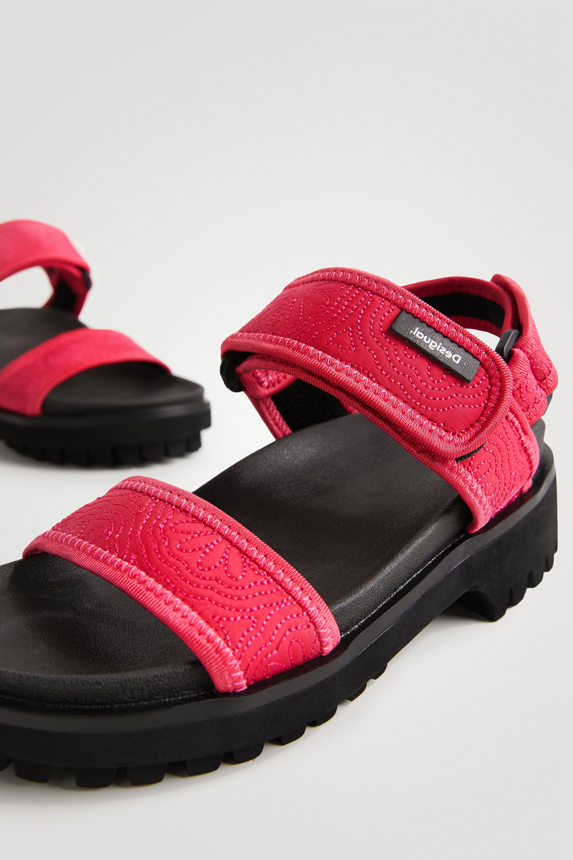 aquatalia wande sandal