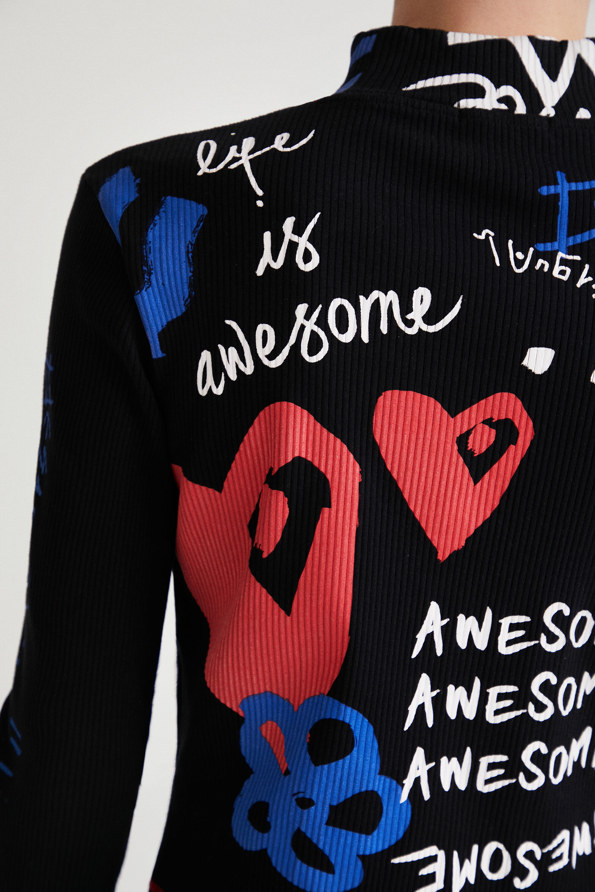 デシグアル Desigual Life is awesome メリヤス編みTシャツ （ホワイト） デシグアル Desigual Life is awesome メリヤス編みTシャツ