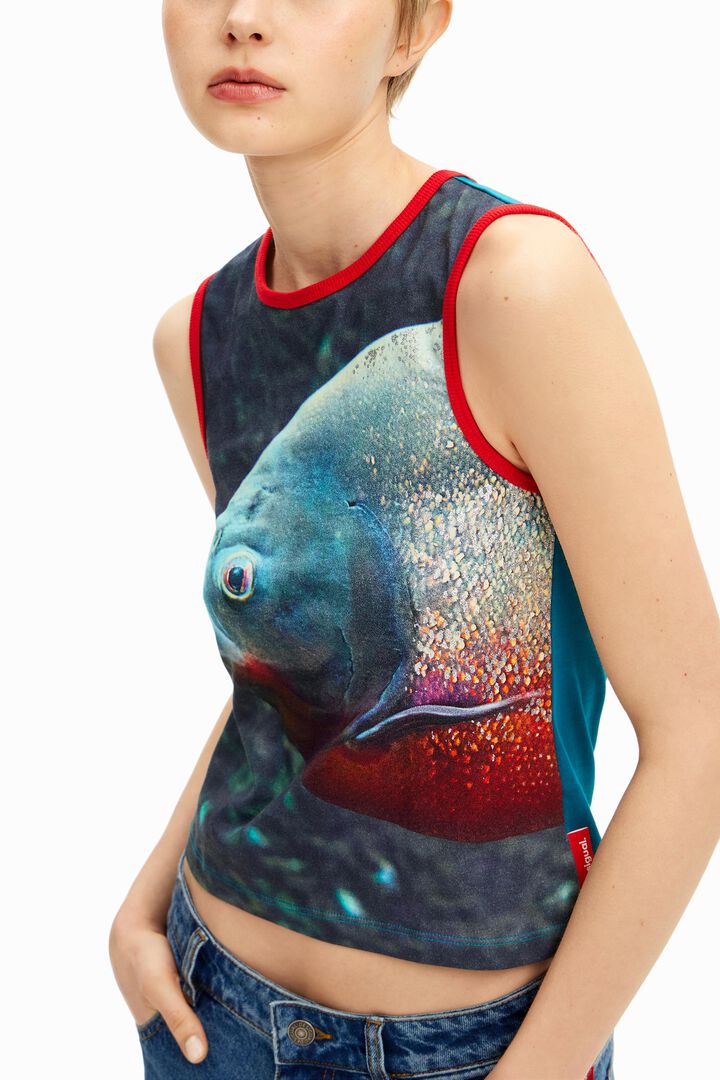 Tyler McGillivary piranha top | Desigual