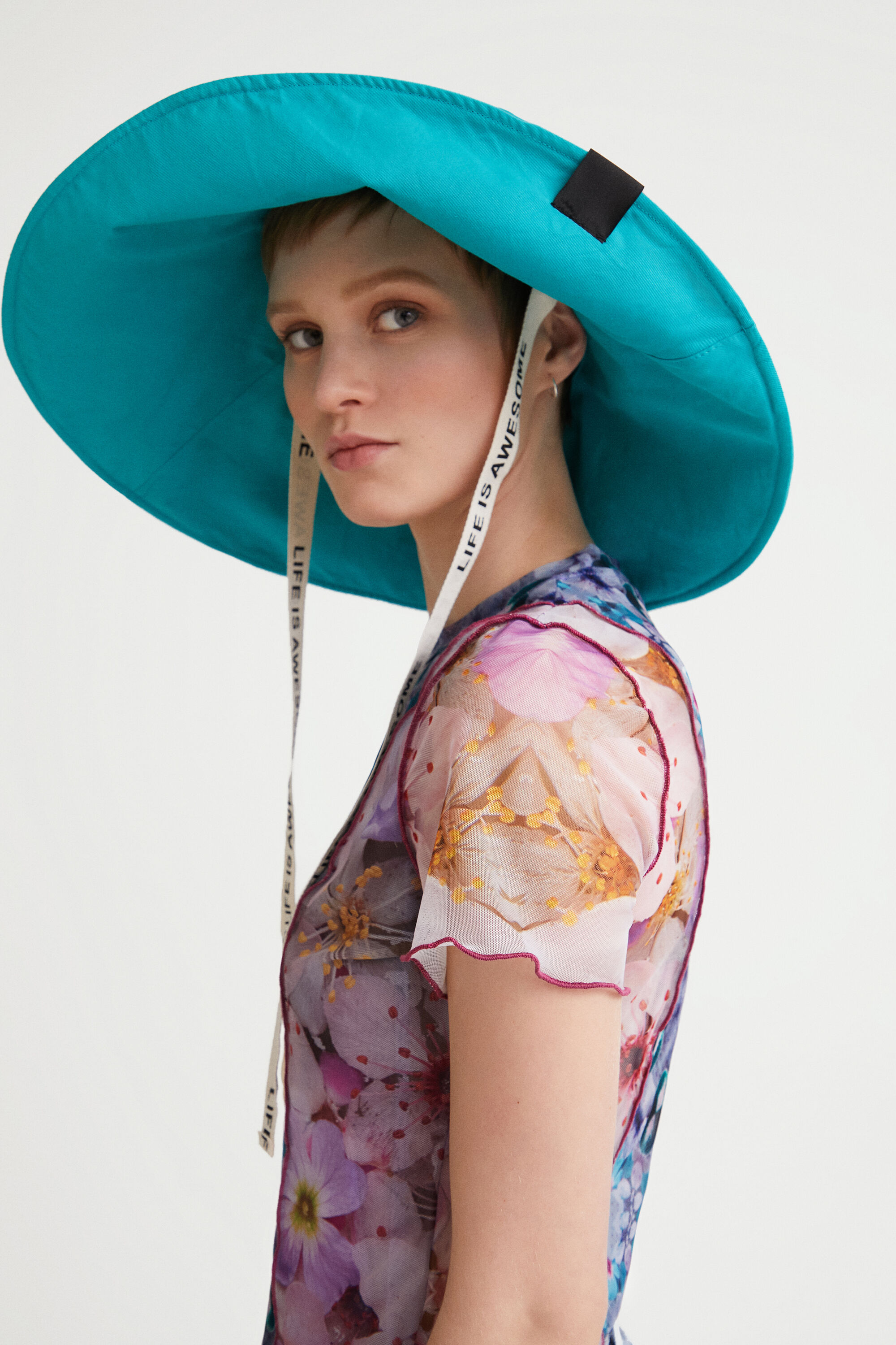 Turquoise wide brim hat Clearance
