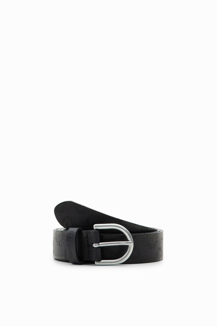 Geometric leather belt