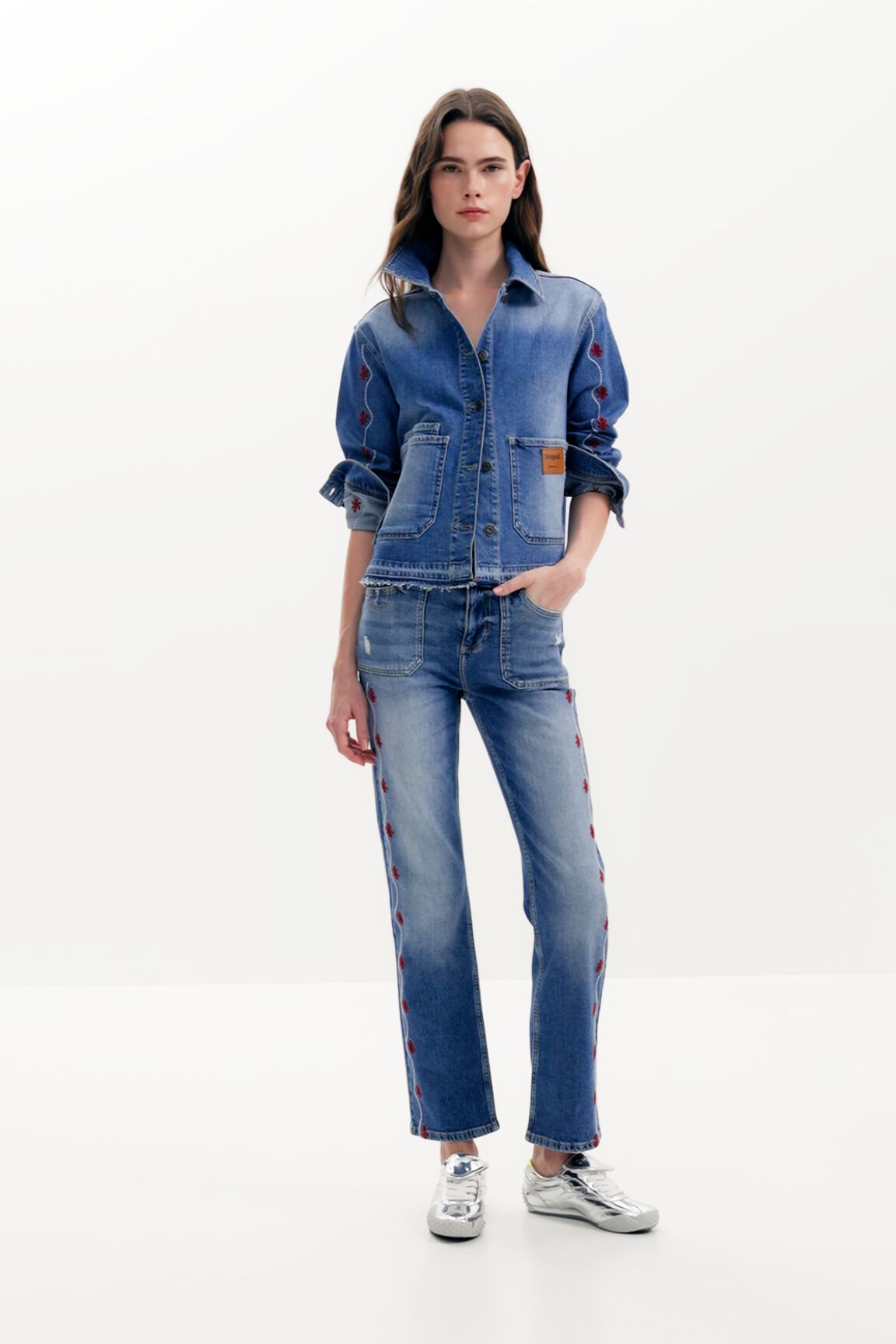 フラワーデニムジャケット 女性用 I Desigual.com