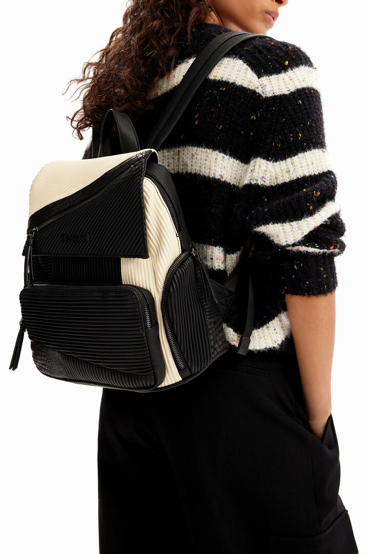 Midsize textured patchwork backpack | Desigual