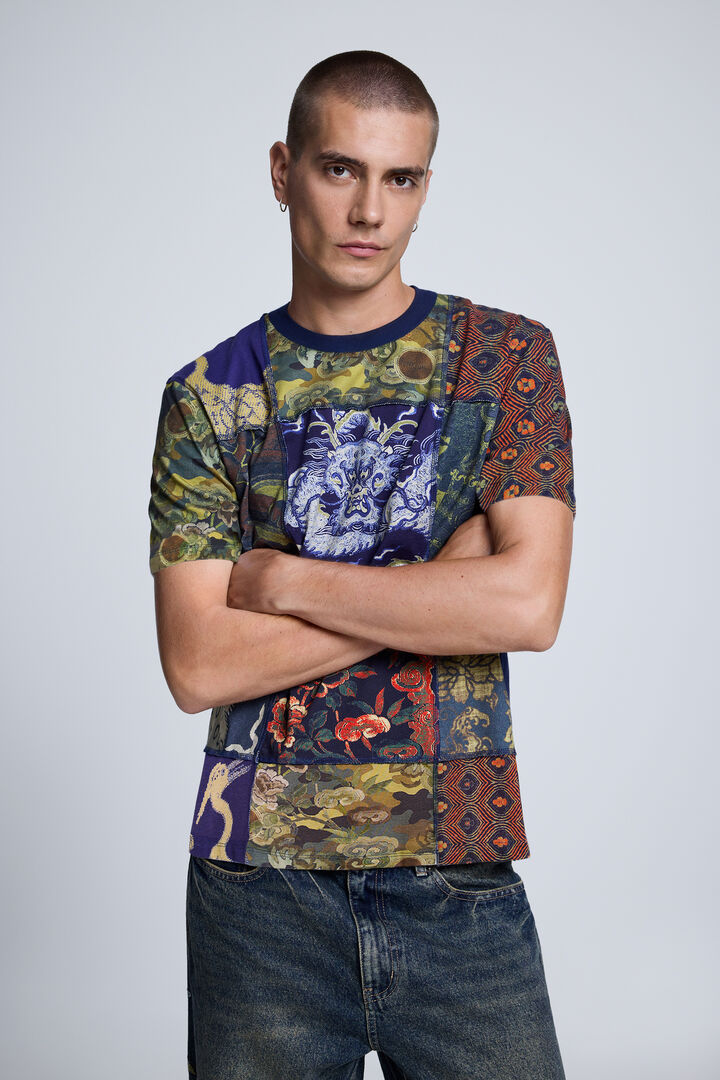 T-shirt imprim&eacute; patchwork