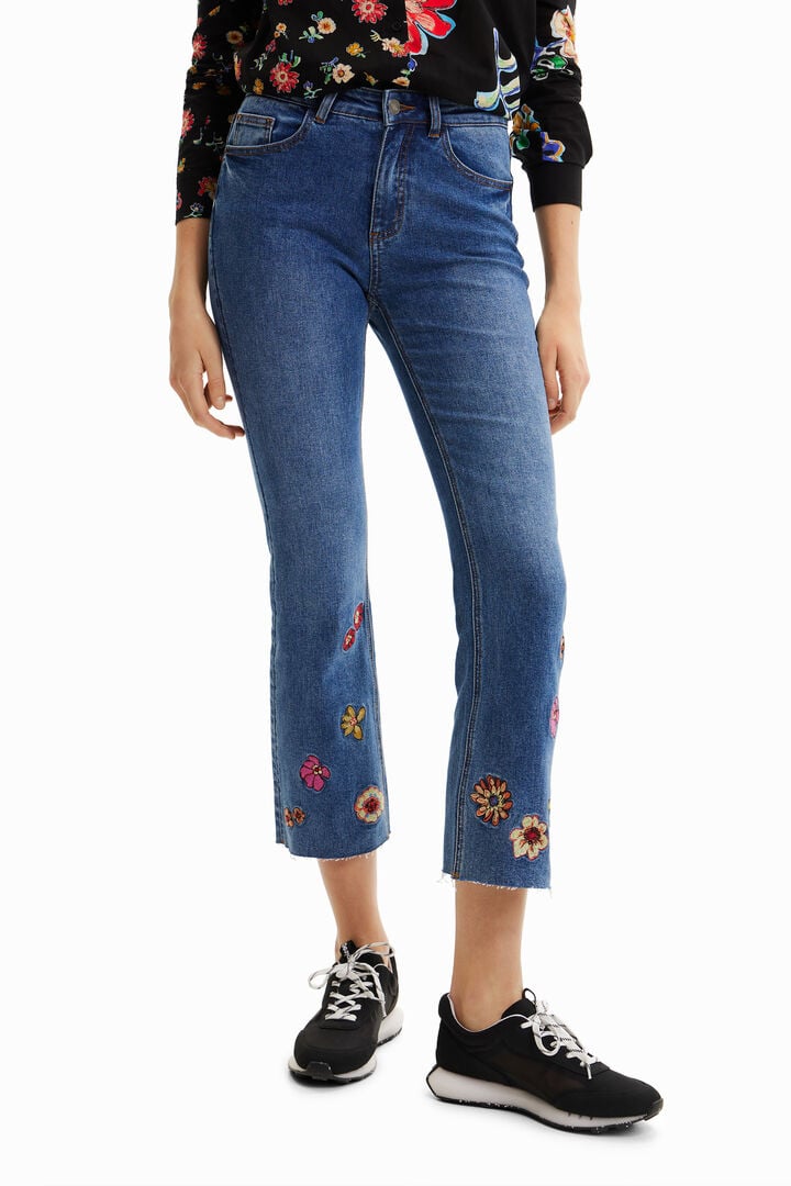Vaqueros Flare cropped bordado flores | Desigual