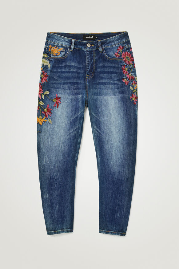 Boyfriend fit jeans embroidered ankle | Desigual