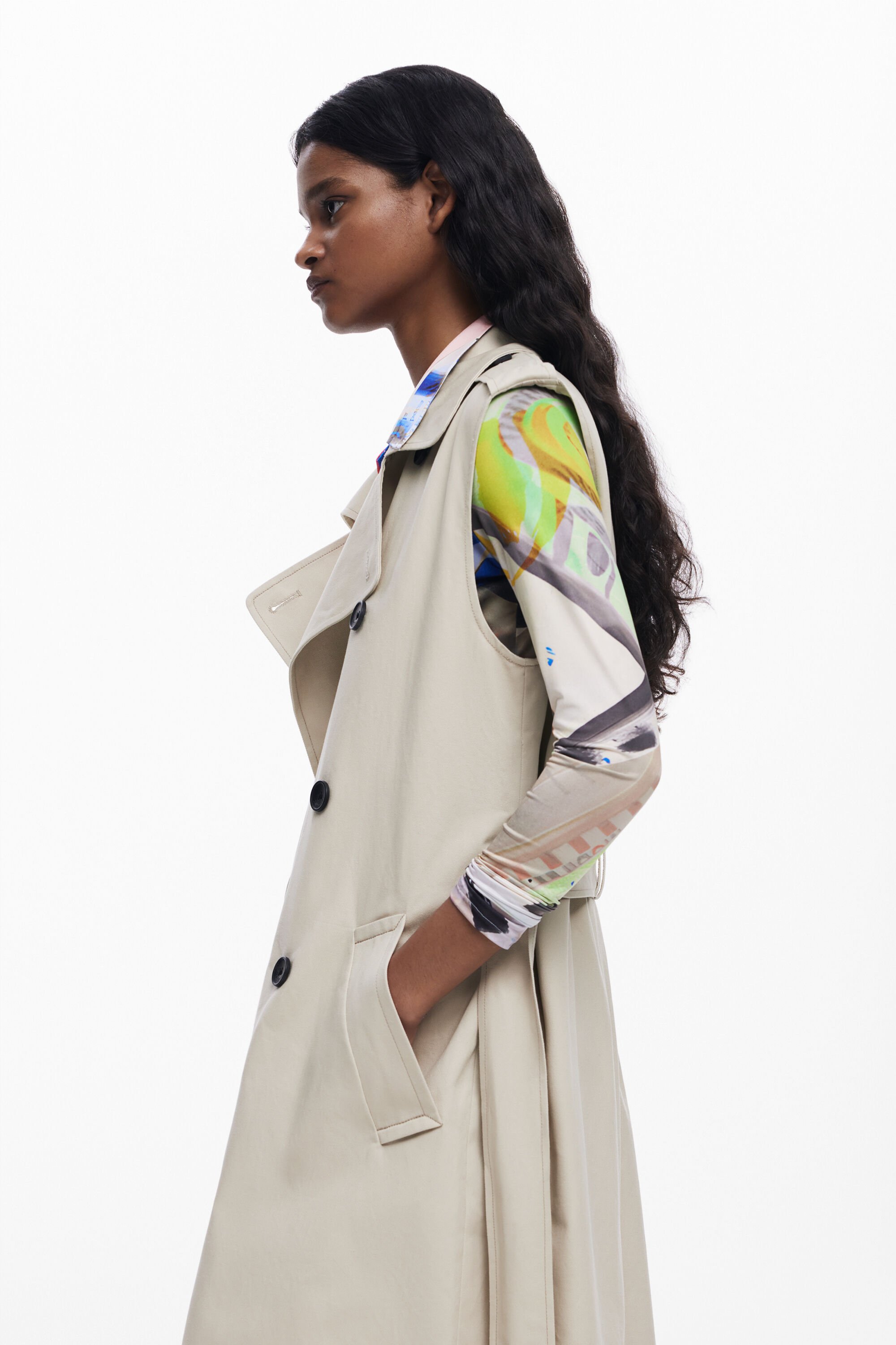 【2024年】お歳暮ギフト 取り外し可能なバイカラートレンチコート 女性用 I Desigual.com ジャケット・アウター