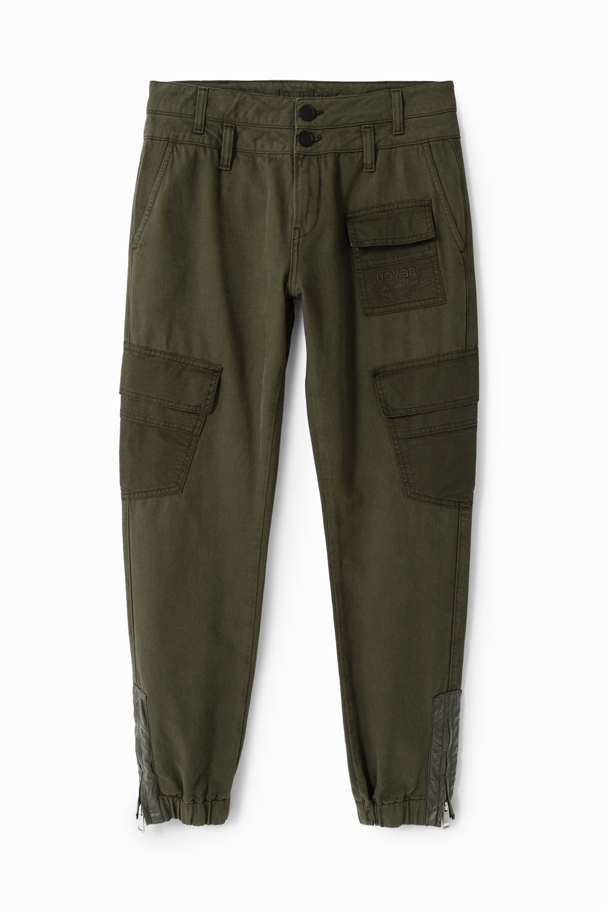 Baggy Pants mit Cargo-Taschen