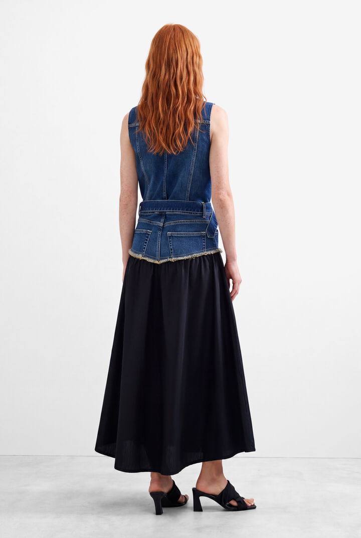 Sleeveless denim dress