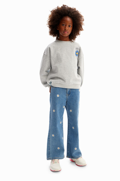 Sweatshirt