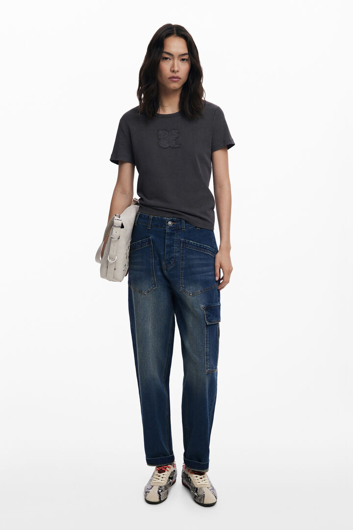 T-shirt logo déchiré | Desigual