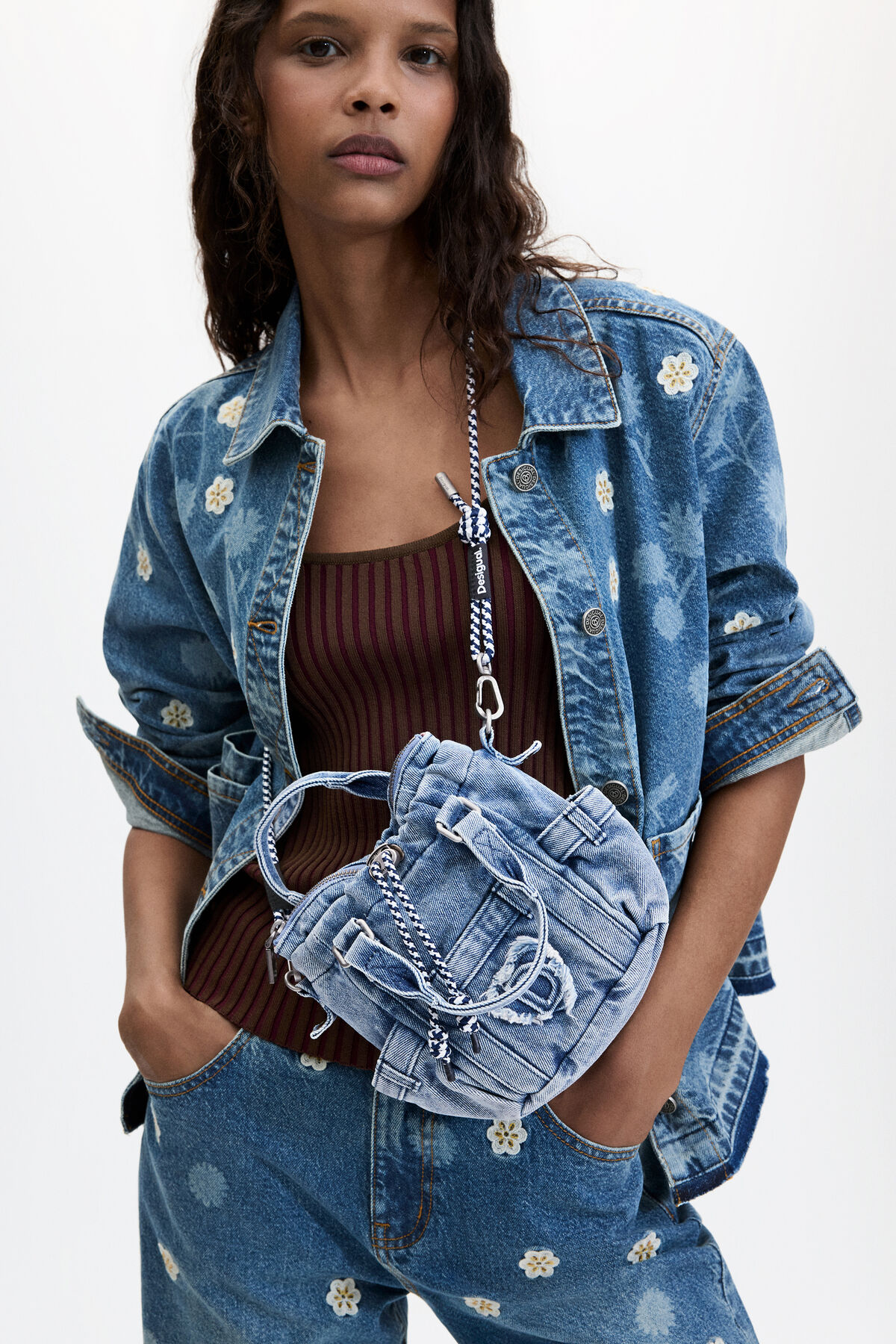 小さなデニム財布 青 レディースアクセサリーの I Desigual.com