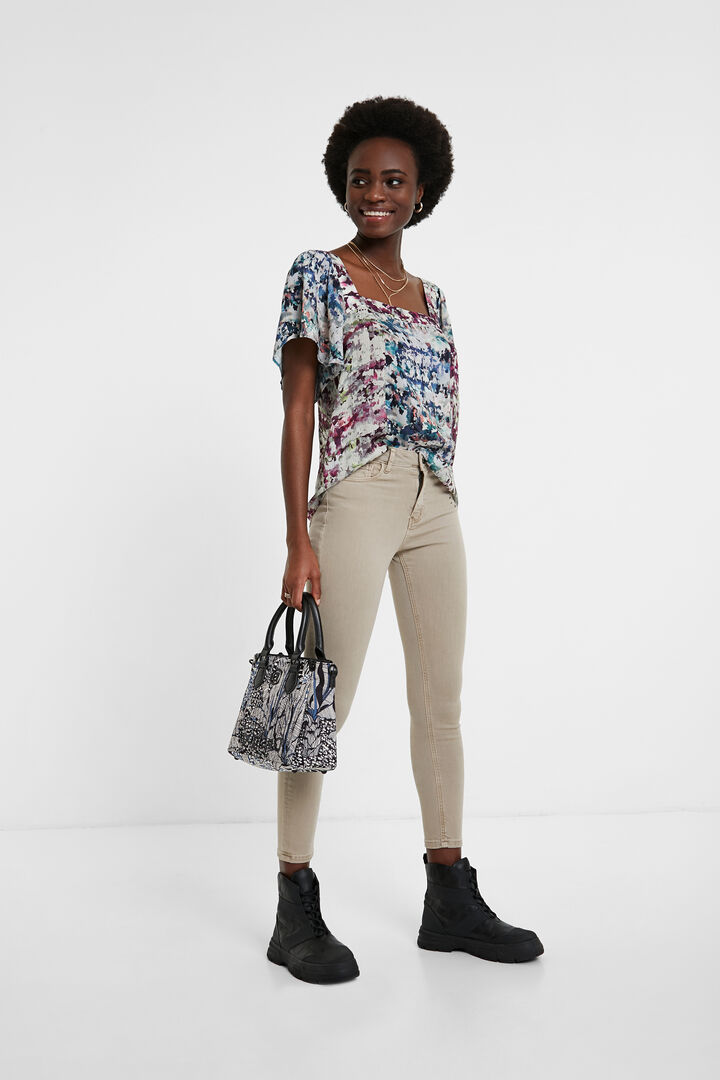Camouflage blouse flounces | Desigual