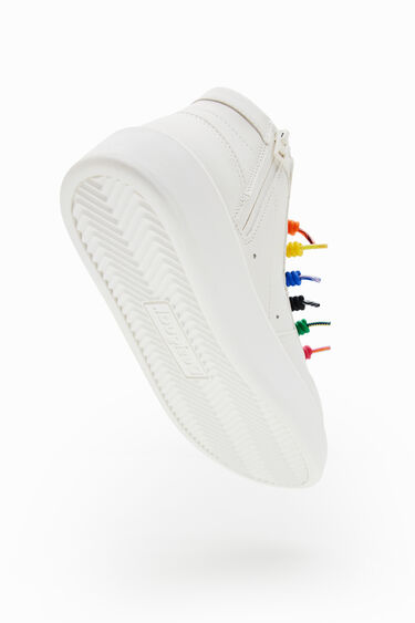 Sneakers altas cordones arcoíris | Desigual