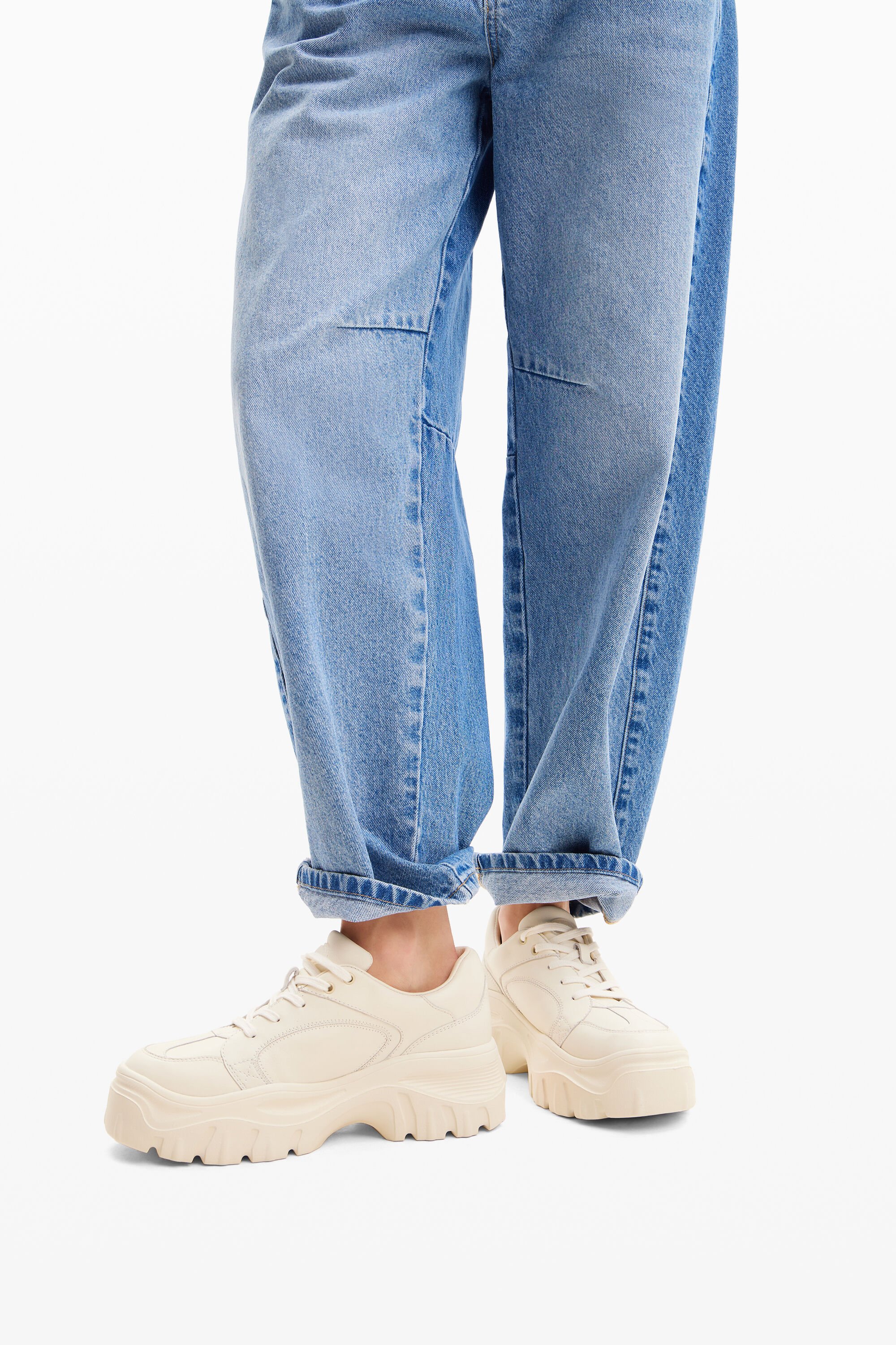 Chunky top leather sneakers