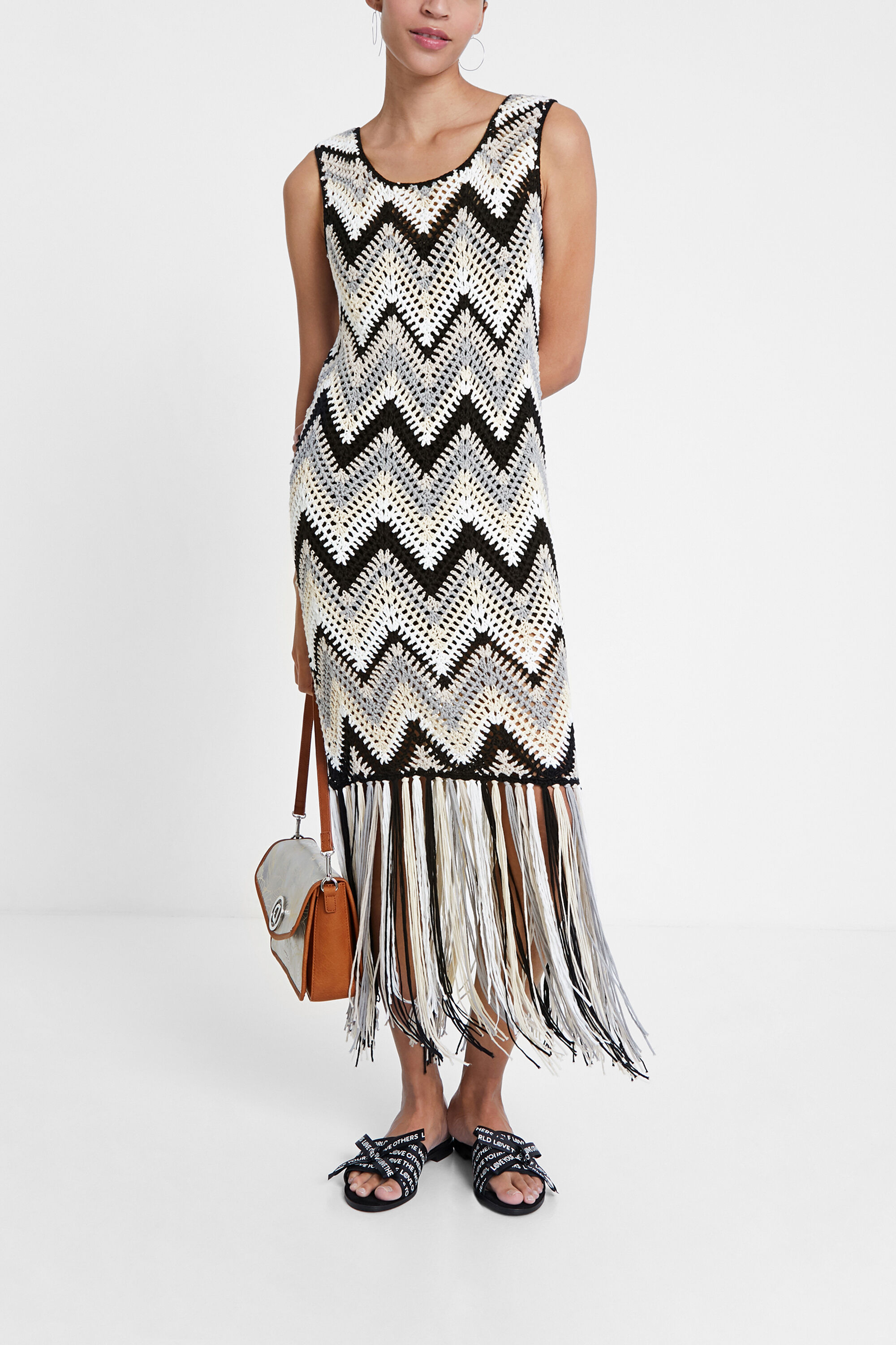 Vestido boho de ganchillo y flecos | Vestido boho de ganchillo y flecos |
