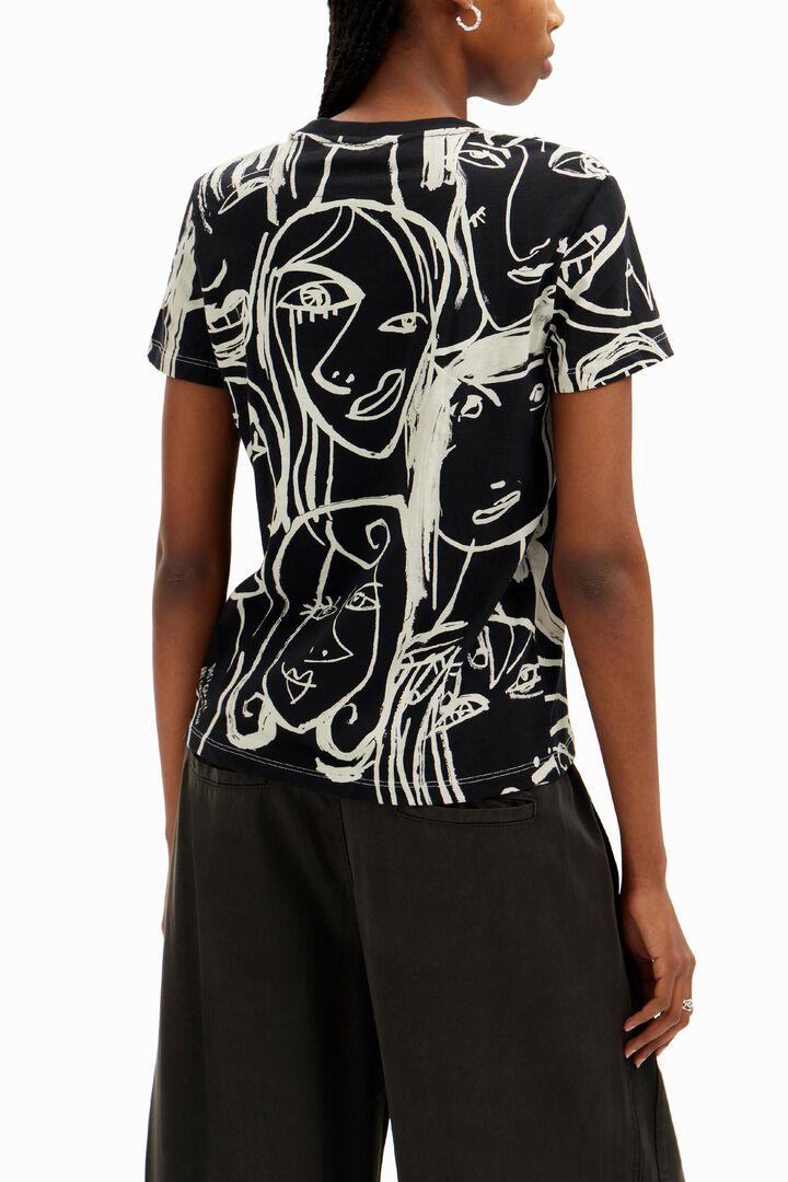 Camiseta caras contraste | Desigual
