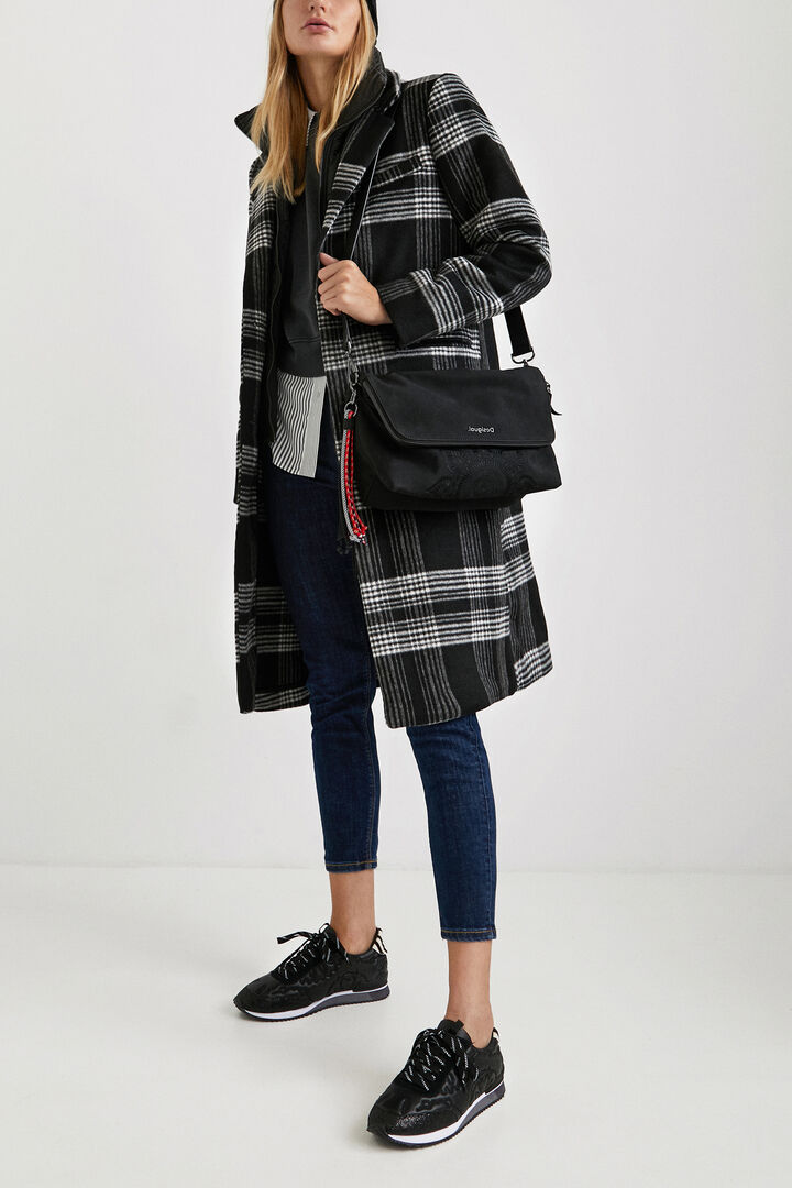 Long coat padded inner lining | Desigual