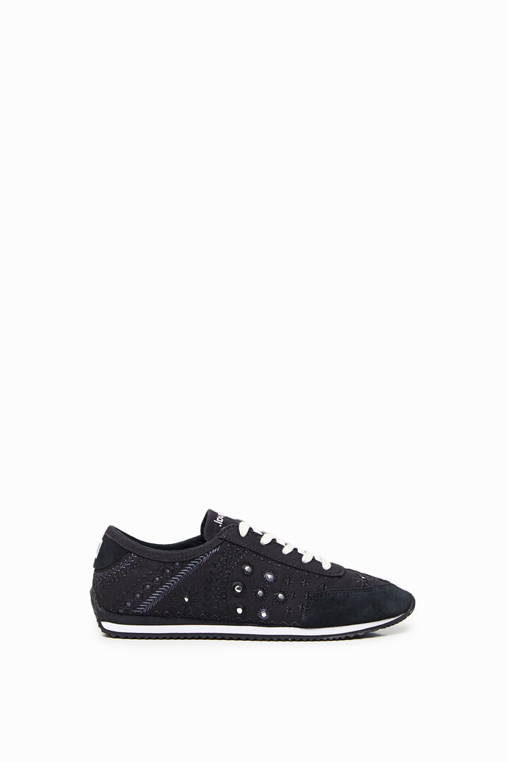 Zapatillas de piel bordadas | Desigual
