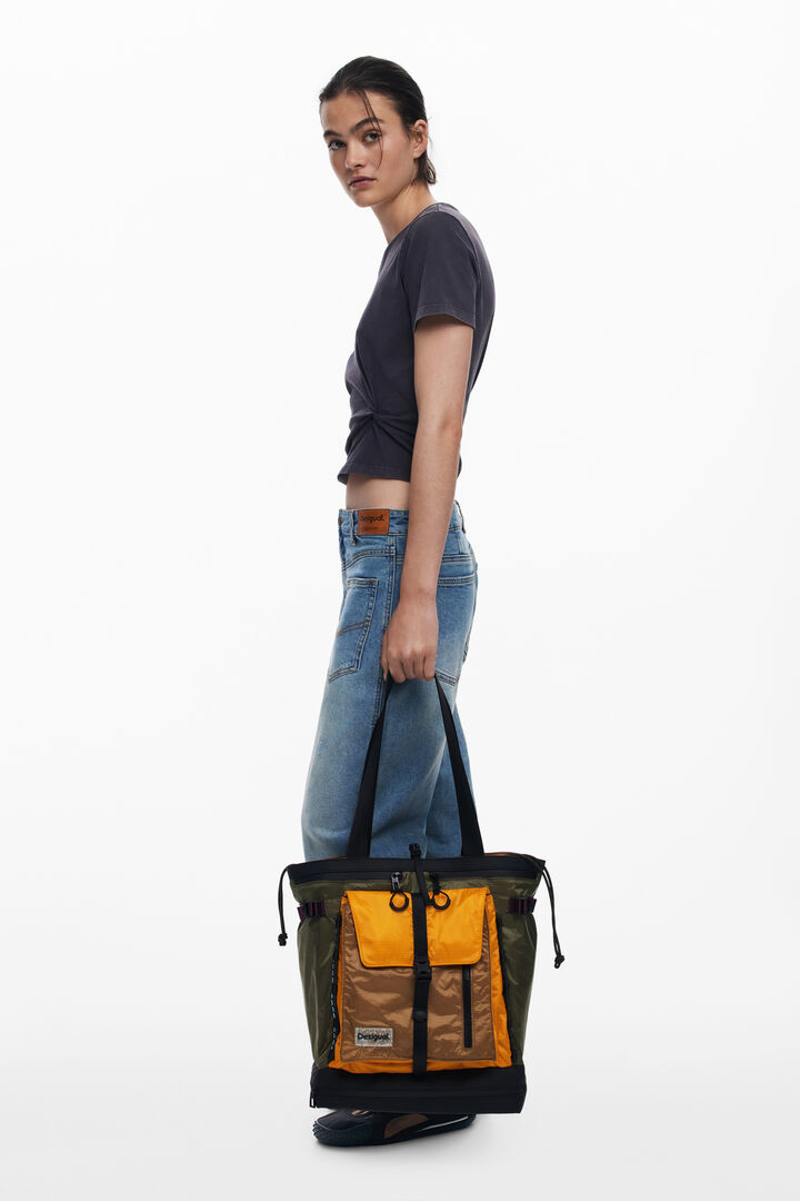 Grand sac à dos tote en nylon | Desigual