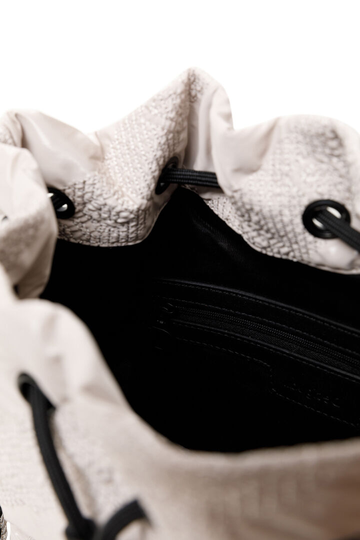 
ふかふかドローストリングバッグ | Desigual