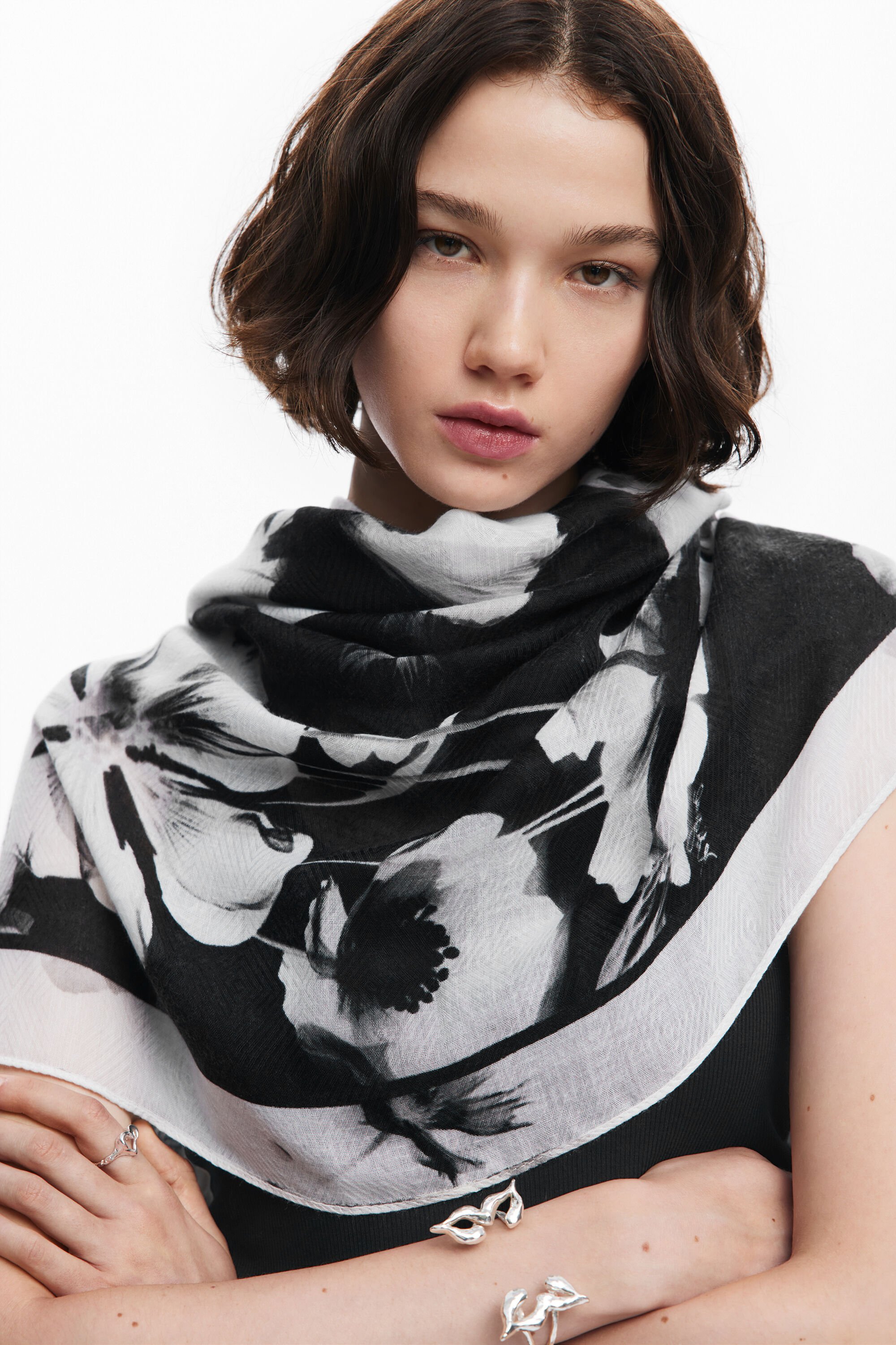 Desigual scarf sale hotsell