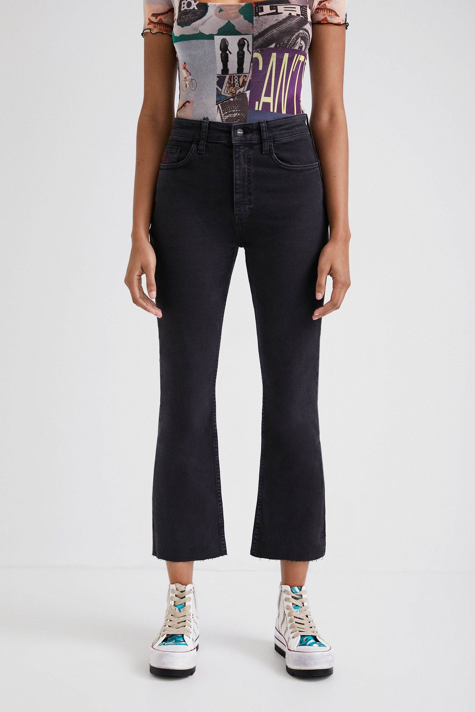 Jeans a campana corti new arrivals