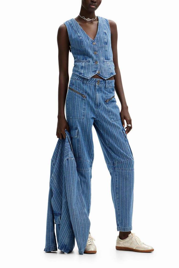 Chaleco denim de rayas con cierre de botón | Desigual